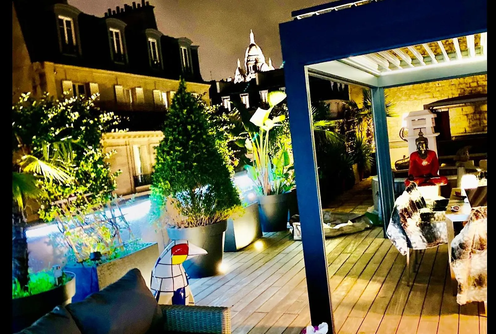 Luxury Rooftop Escape With Jacuzzi & Sacre-Coeur View París Francia