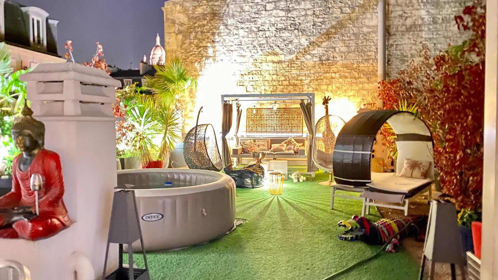 דירה פריז Luxury Rooftop Escape With Jacuzzi & Sacre-Coeur View