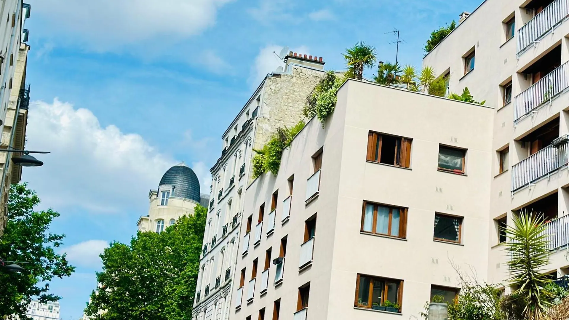 Luxury Rooftop Escape With Jacuzzi & Sacre-Coeur View Paříž 0*,